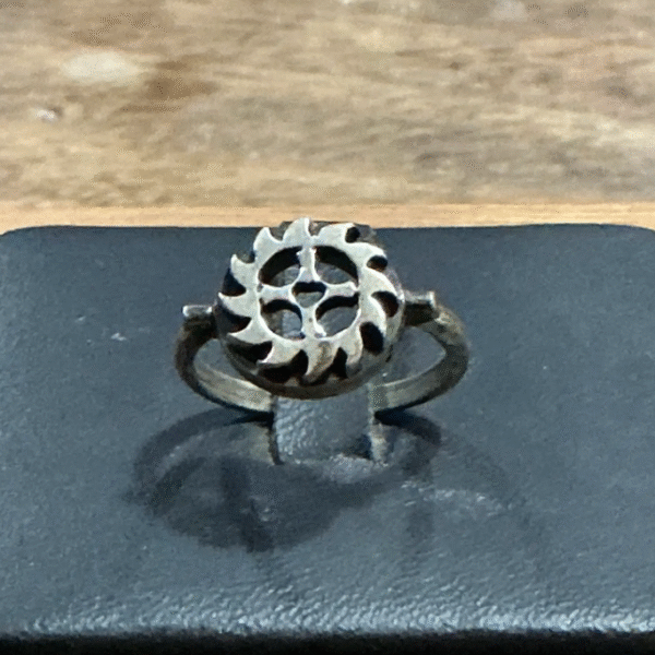 Anillo Cruz Orlada plata 925.