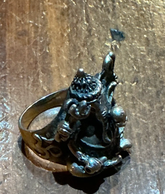 Importante Anillo Ganesh plata 925