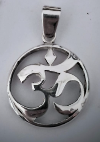OM Tibetano Grande plata 925. 3 cm diamétro.